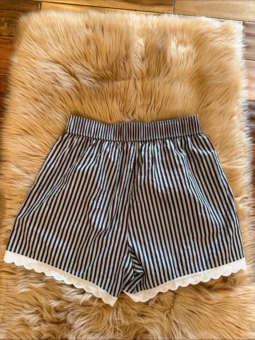 Dress LALA  Mint Chocolate Chip Lace Boxer Shorts Size Medium